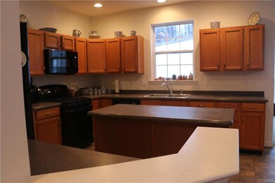 3672 Vista Dr, Macungie, PA 18062 - photo 3