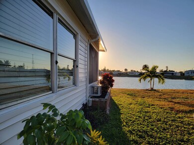 429 Hidden Cove Rd, North Fort Myers, FL 33917 - photo 3