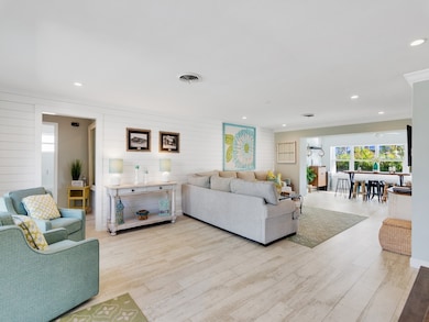 610 Honeysuckle Ln, Vero Beach, FL 32963 - photo 4