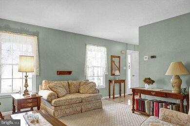 2704 Huyett Dr, Reading, PA 19608 - photo 5