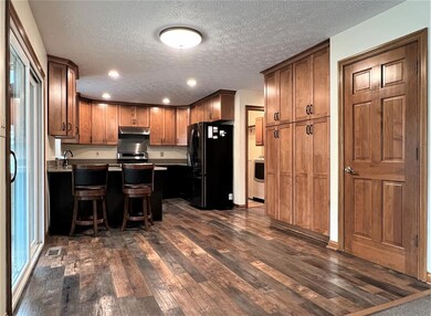 1575 Deerfield Dr, Plainfield, IN 46168 - photo 6