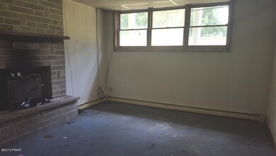 733 Milford Rd, Dingmans Ferry, PA 18328 - photo 5