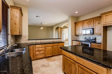 19159_W_Rosewood_Ln_AZ-18