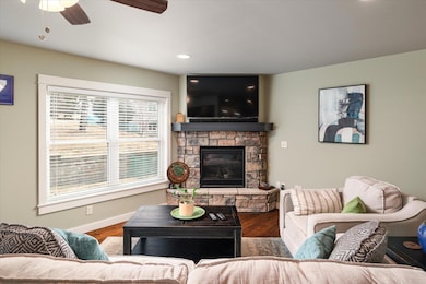 10-450 Coronado Cir Onalaska--8