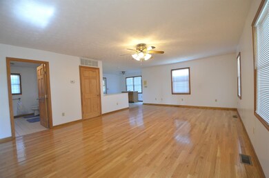 299 Talmage Mayo Rd, Harrodsburg, KY 40330 - photo 5