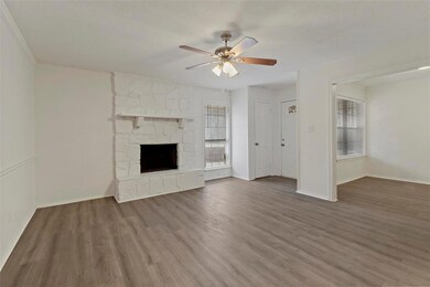 2817 Summit View Dr, Bedford, TX 76021 - photo 4