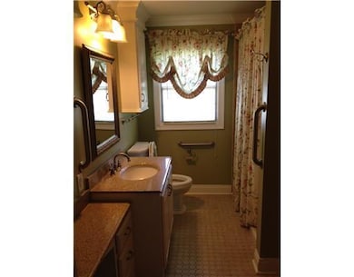 Master Bath/Spa.
