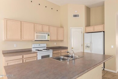 17827 N 51st Way Kitchen View 3