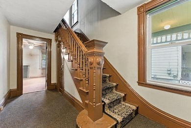 112 Grape St, Chicopee, MA 01013 - photo 6