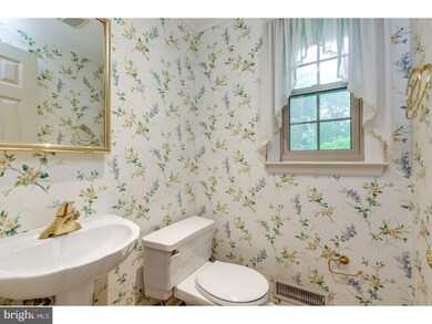 121 Split Rail Dr, Cherry Hill, NJ 08034 - photo 5