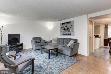 10516 Saddlebrook Ct, Laurel, MD 20723 - photo 7