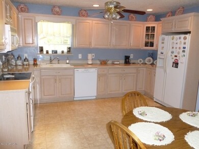 4316 Smugglers Way, Jacksonville, FL 32210 - photo 3