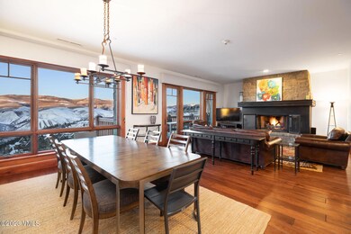 hummingbird_a203_interior_living_c