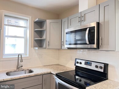 2236 Reed St, Philadelphia, PA 19146 - photo 4