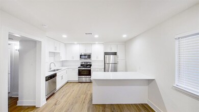 907 N Beacon St unit 203, Dallas, TX 75214 - photo 6