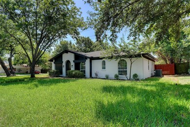 840 Springdale Rd, Bedford, TX 76021 - photo 4