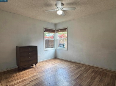 1043 Esther Dr, Pleasant Hill, CA 94523 - photo 5