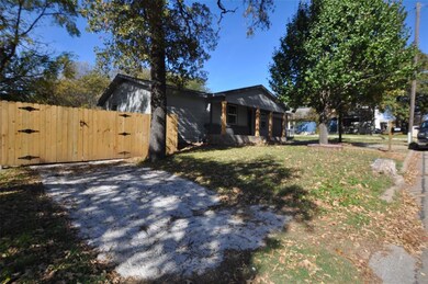 507 N Elm St, Weatherford, TX 76086 - photo 2