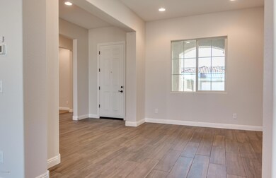 Entry/DiningRoom