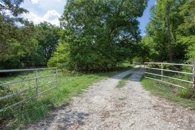 2465 Riley Rd, Whitesboro, TX 76273 - photo 7