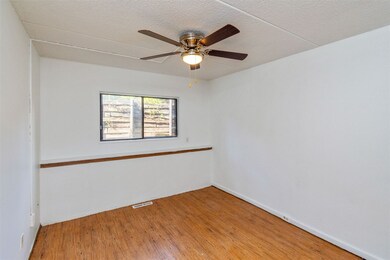 2955 Bowling St SW unit 138, Cedar Rapids, IA 52404 - photo 6