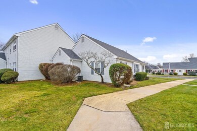 142 Providence Way unit C, Monroe Township, NJ 08831 - photo 2