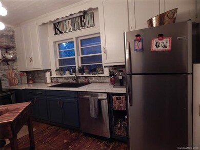 312 W Bell St, Statesville, NC 28677 - photo 5