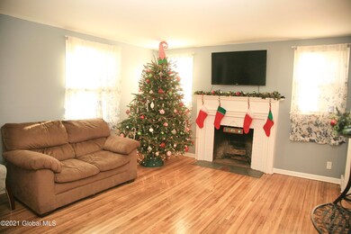12 Jermain St, Albany, NY 12206 - photo 3