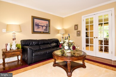 7017 Lake Dr, Warrenton, VA 20187 - photo 6