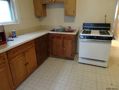 18 W Van Vechten St, Albany, NY 12209 - photo 6
