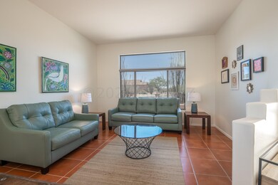 06-Living Room