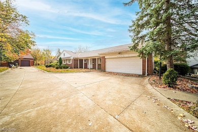 2323 Rockefeller Rd, Wickliffe, OH 44092 - photo 2