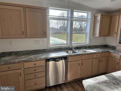 53 Evergreen Aly, Palmyra, PA 17078 - photo 5