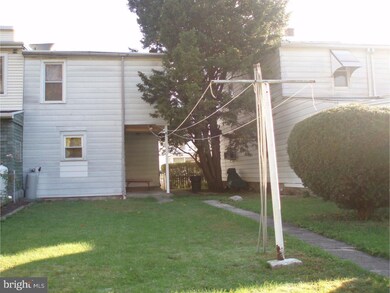 142 N 3rd St, Saint Clair, PA 17970 - photo 3