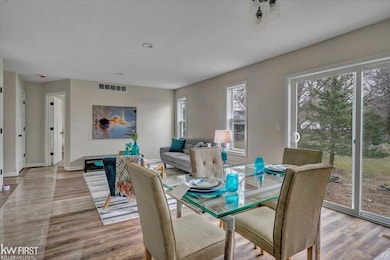 9508 Orchard Lake Dr, Davison, MI 48423 - photo 3