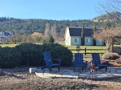 993 Old Stage Rd, Central Point, OR 97502 - photo 6