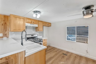 16473 Green Tree Blvd unit 46, Victorville, CA 92395 - photo 5