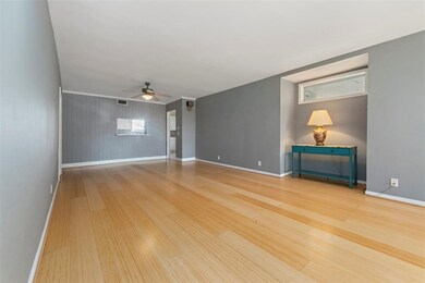 625 W 25th St, Houston, TX 77008 - photo 2