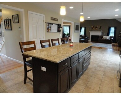 7 William Cir, Rutland, MA 01543 - photo 5