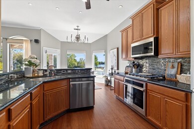 324 Hardwicke Ln, Little Elm, TX 75068 - photo 5