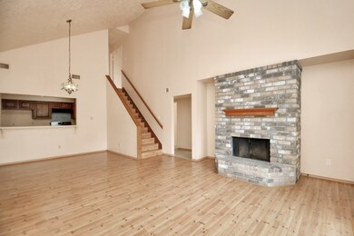 8410 Scenic Green Dr, Houston, TX 77088 - photo 7