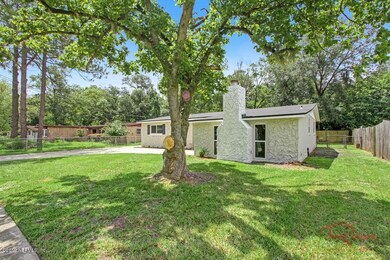 6652 Burpee Dr S, Jacksonville, FL 32210 - photo 4