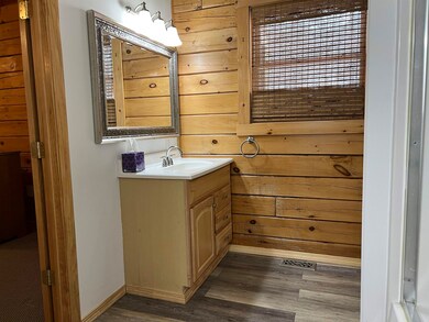 25 Southmayd St unit 2, Campton, NH 03223 - photo 4