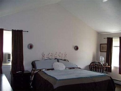 7 Kaysha Dr, Fitchburg, MA 01420 - photo 5