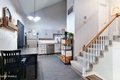 7-web-or-mls-100 Teal Ln-56-11