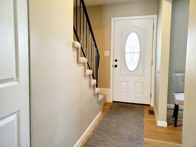 1422 N Driftwood Ave, Palatine, IL 60067 - photo 3