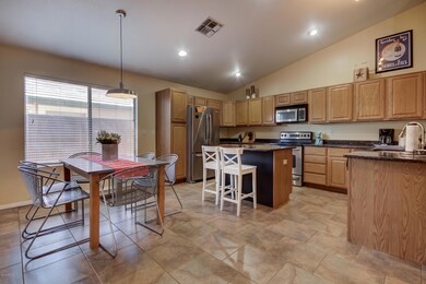 4181 E Sundance Ave-9