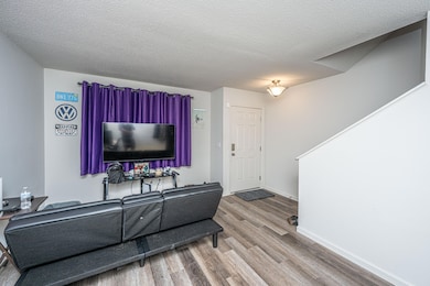 306CrestviewDrUnitC006