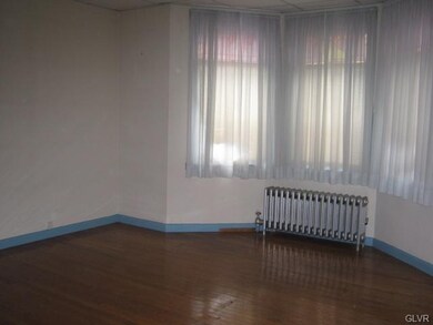 230 East St, Coaldale, PA 18218 - photo 7