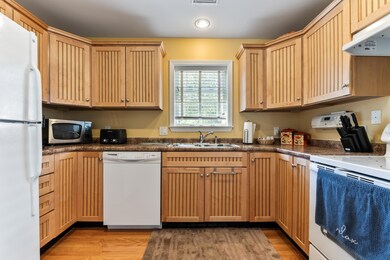 412 Post Rd unit D4, Wells, ME 04090 - photo 6